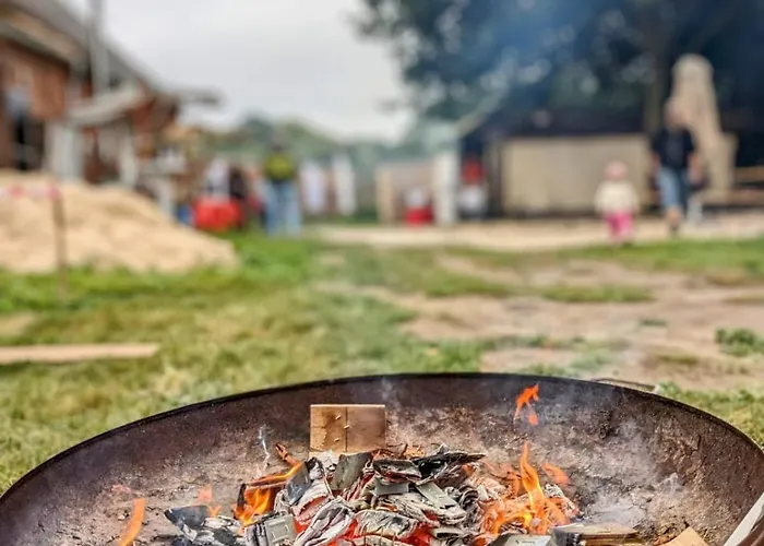 Kleine Galerie Fuer 3 Mit Kueche Kamin Netflix Parken Und Hofladen *